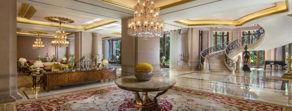 Luxurious Retreats: 5 Best Hotels in Bangalore